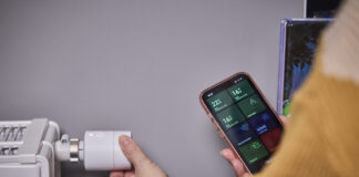 Benutzung eines Smarten Thermostates, Foto co2online